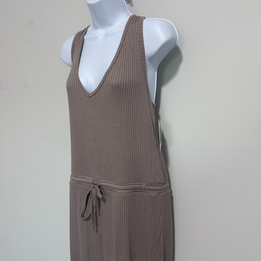 Beyond Yoga Jetsetter Jumpsuit - Birch- Size XL - Picture 4 of 10